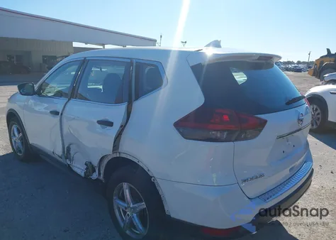 2018 Nissan Rogue S z USA, uszkodzony, nr VIN 5N1AT2MT6JC733600